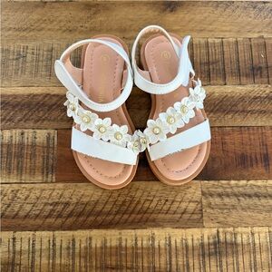 White Floral Toddler Girls Sandals